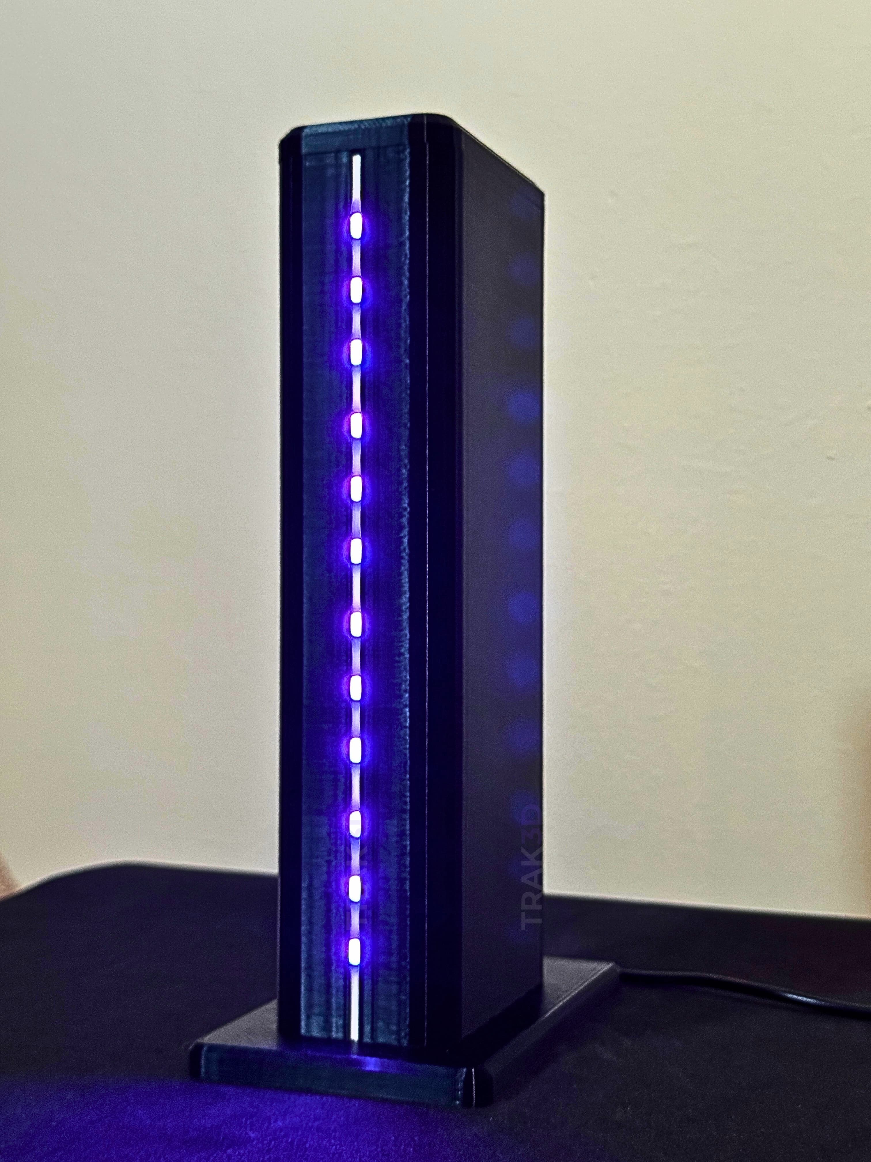 TRAKTIC X1 – RGB Işıklı Gaming Kulaklık Standı | Uzaktan Kumandalı, USB Güç Bağlantılı, Premium Tasarım